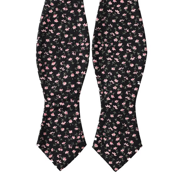 Cravate Noire à Nœud Papillon avec Fleurs Roses